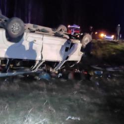 Автобус с болельщиками перевернулся на российской трассе