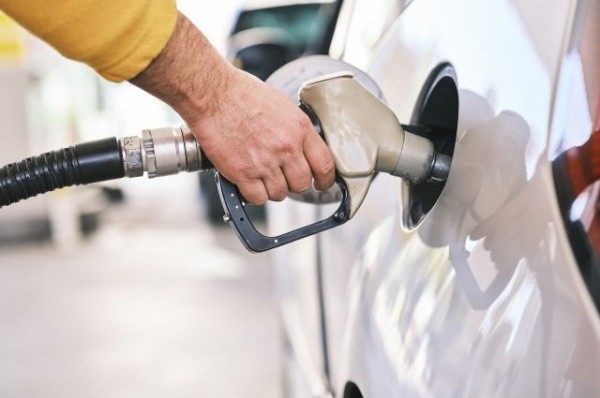 Мелочь, но приятно: стоимость бензина АИ-95 снизилась в Татарстане