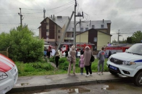 Из горящего казанского отеля эвакуировались 90 человек