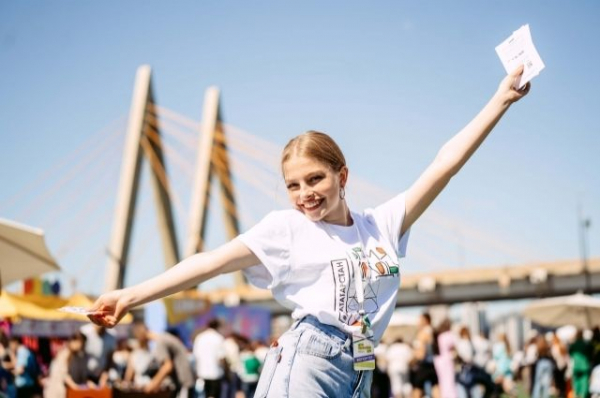 Самый крупный в истории: 130 тысяч человек посетили День молодежи в Казани