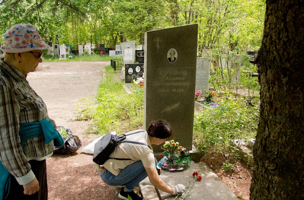 Сотрудники музея почтили память коллег (ФОТО)