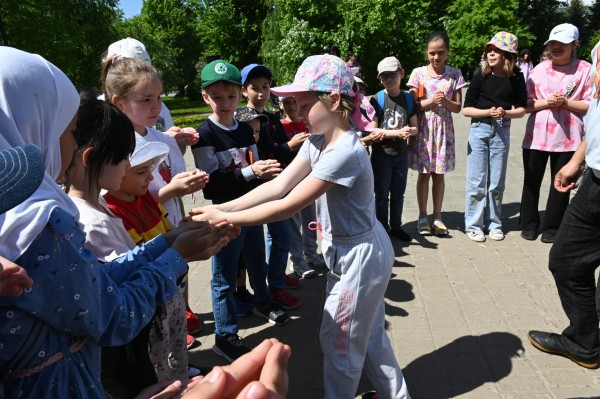 Детский праздник театра Тинчурина посетили более 300 человек (ФОТО)