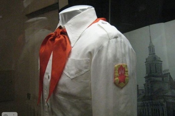 В Татарстане депутат возмутился свободной продаже книги об однополой любви В Татарстане депутат возмутился свободной продаже книги об однополой любви