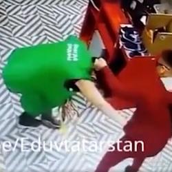 МВД сообщили подробности жестокого нападения на сотрудницу казанской «Пятерочки» МВД сообщили подробности жестокого нападения на сотрудницу казанской «Пятерочки»