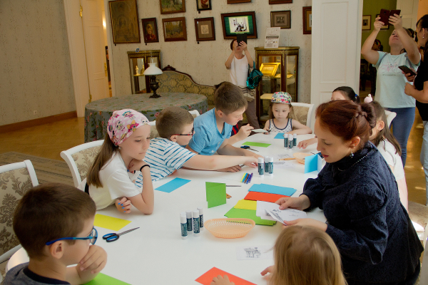 Для многодетных семей устроили праздник в музее (ФОТО)