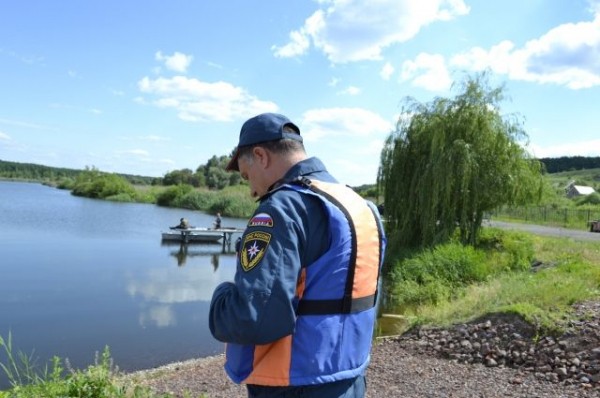 В Набережных Челнах подросток упал с высоты и сломал позвоночник