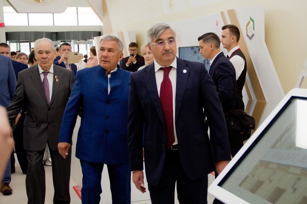 Создана специальная выставка к Всемирному конгрессу татар (ФОТО)