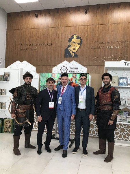 В Казани проходит Пленарное заседание VIII Съезда Всемирного конгресса татар (ФОТО)