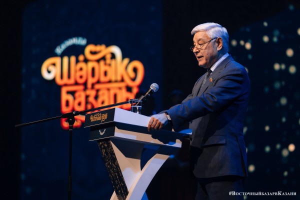 В Казани прошел гала-концерт фестиваля эстрады тюркских народов &laquo;Восточный базар&raquo; (ФОТО)