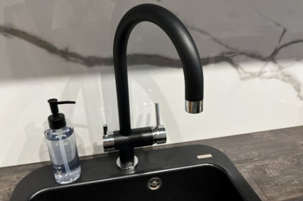 В зеленый цвет может окраситься вода в четырех районах Казани