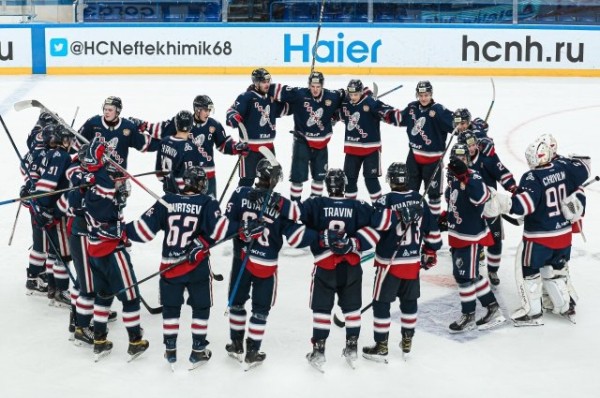 Ужин отдай врагу. Что за массовое отравление команды &laquo;Реактор&raquo; на Урале?