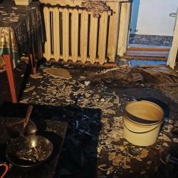 В Лениногорске сестра потушила пожар в квартире брата и нашла его мертвым В Лениногорске сестра потушила пожар в квартире брата и нашла его мертвым