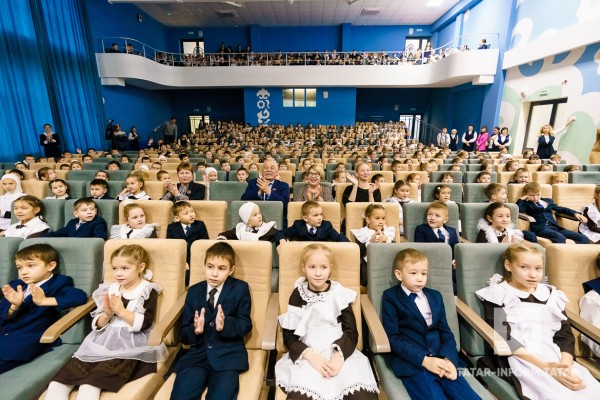 В казанской гимназии №18 прошел концерт &laquo;Балачак җыры&raquo; (ФОТО)