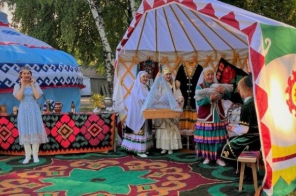 Укусил ушко &mdash; стал женихом. Как башкирские мальчики выбирали себе невесту