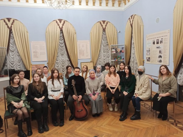 В музее театра Тинчурина прошла встреча артистов со студентами (ФОТО)