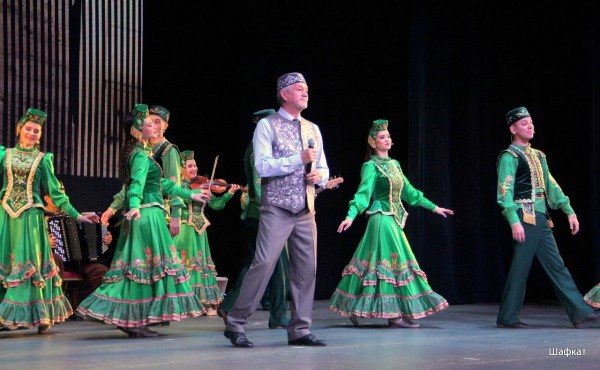 Государственный ансамбль фольклорной музыки РТ выступил в Ижевске (ФОТО) Государственный ансамбль фольклорной музыки РТ выступил в Ижевске (ФОТО)