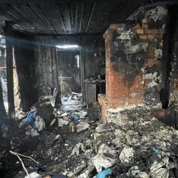 В Челнах мальчик спасся, выбежав из горевшего дома-времянки