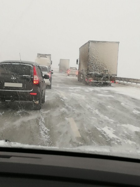 Водители показали последствия снежных бурь на дорогах Татарстана