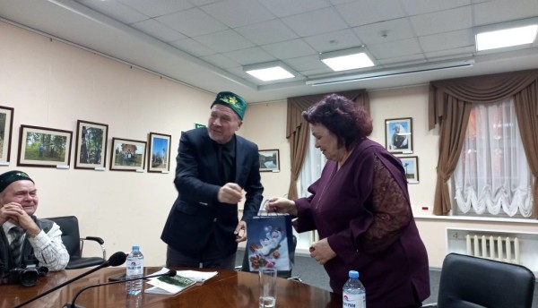 В Доме дружбы Ленинградской области состоялась лекция «Татары в Санкт-Петербурге и Ленинградской области» В Доме дружбы Ленинградской области состоялась лекция «Татары в Санкт-Петербурге и Ленинградской области»