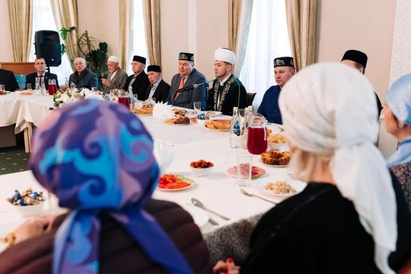 В мечети Марджани почтили память Рамиля Курамшина (ФОТО)