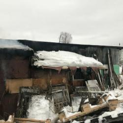 В Васильево семья с пятью детьми осталась без жилья из-за пожара, спалившего их дом