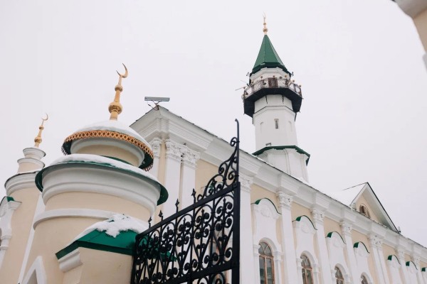 В мечети Марджани почтили память Рамиля Курамшина (ФОТО)