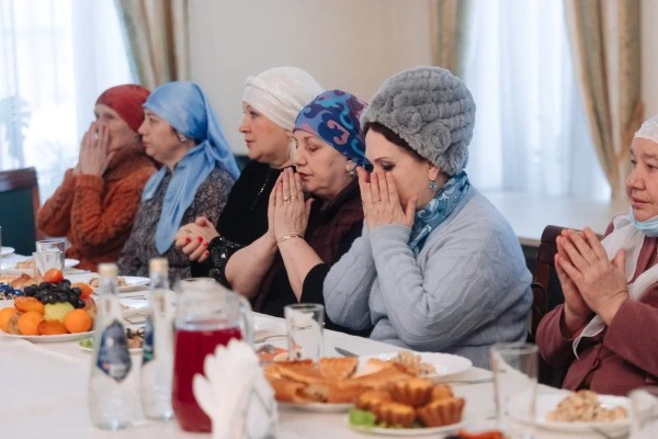 В мечети Марджани почтили память Рамиля Курамшина (ФОТО)