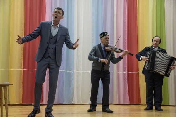 В Балтасинской гимназии состоялась творческая встреча с камаловцами (ФОТО)