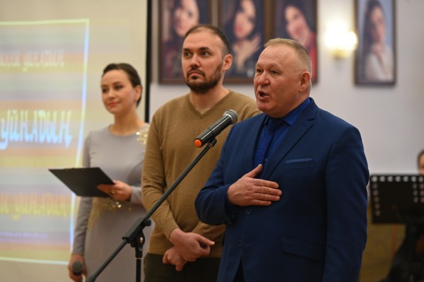 В Тинчуринском театре состоялась презентация книги, посвященной Наки Исанбету (ФОТО)