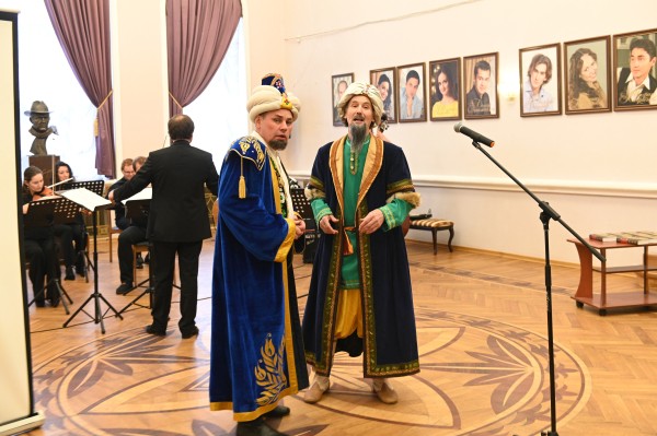 В Тинчуринском театре состоялась презентация книги, посвященной Наки Исанбету (ФОТО)