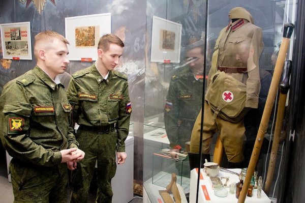 В филиале Национального музея впервые проходит выставка о Сталинградской битве (ФОТО)