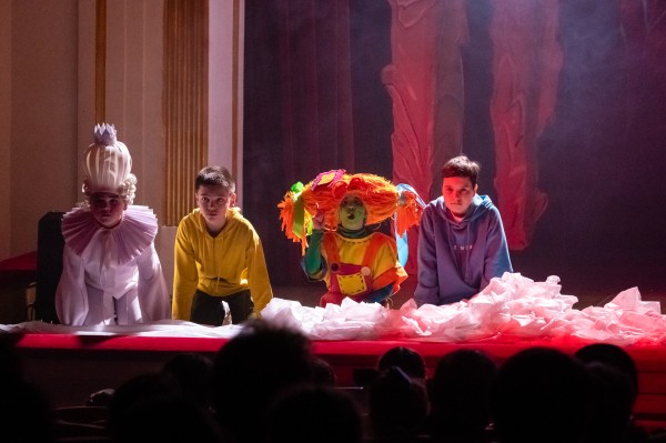 Студия «Апуш» возродила спектакль театра Г.Камала (ФОТО) Студия «Апуш» возродила спектакль театра Г.Камала (ФОТО)