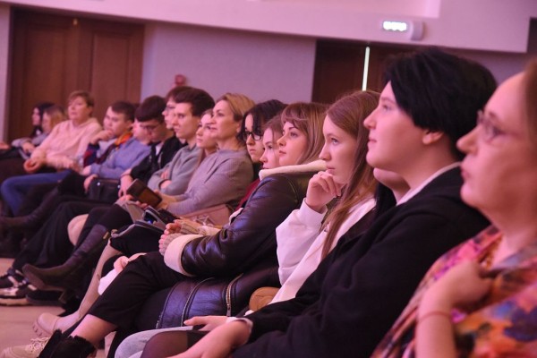 Оркестр театра Камала выступил в Нижнекамском музыкальном колледже (ФОТО)