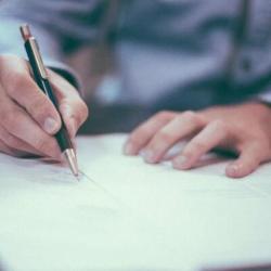 Володин призвал серьезно обсудить с россиянами возможную отмену ЕГЭ Володин призвал серьезно обсудить с россиянами возможную отмену ЕГЭ