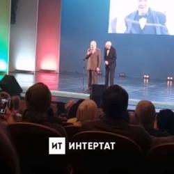 Минтимер Шаймиев спел на юбилейном вечере Равиля Шарафиева (ВИДЕО)