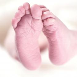 На Алтае 18-летняя мать утопила новорожденного сына