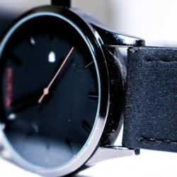 Челнинцу грозит срок за продажу часов с прослушкой