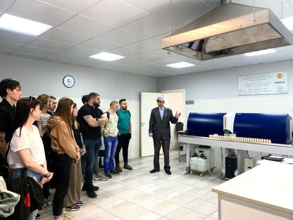 Студенты факультета ветеринарной медицины Казанской ГАВМ посетили предприятие &laquo;Элита&raquo; (ФОТО)