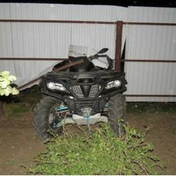 В Татарстане 4-летний ребенок на квадроцикле протаранил забор (ФОТО)