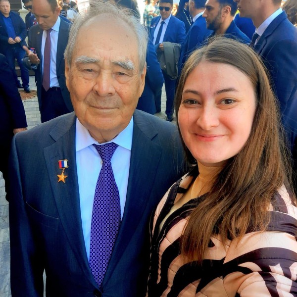 Тинчуринцы приняли участие в параде, посвященном Дню России (ФОТО)