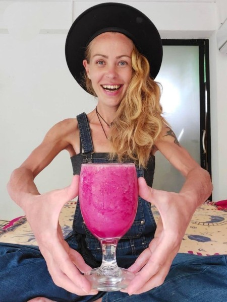 
        &laquo;Съела саму себя&raquo;.        Сыроедка из Казани умерла в Малайзии от истощения    