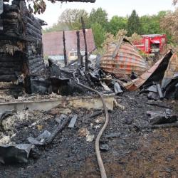 Причиной пожара в Башкирии предварительно стал удар молнии