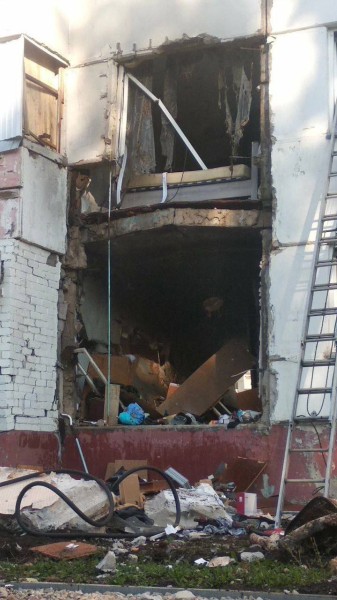 
        Мощный взрыв произошёл в пятиэтажном доме в Нижнекамске, есть пострадавшие            