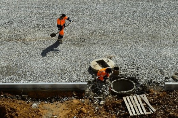 
        Новую лепнину на фасаде &laquo;Миру-мир&raquo; сделают из более легкого материала            