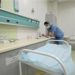 В Альметьевске отец напал на врача за отказ принять его ребенка без записи