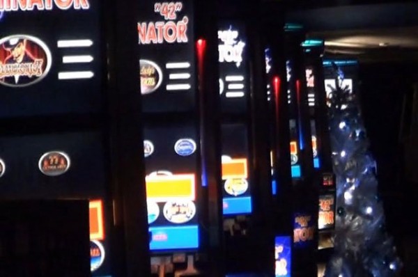 
        Казанские полицейские ликвидировали подпольный игровой салон            