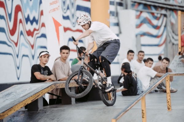 
        Экстрим в жилах. В Казани пройдет фестиваль уличных культур &laquo;УРАМ&raquo;            