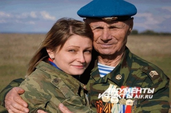 
        Памятник легендарному Кузьмичу в Казани откроют в день ВДВ            