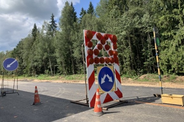 В Татарстане на границе с Удмуртией до 30 сентября перекрыли дороги             
В Татарстане на границе с Удмуртией до 30 сентября перекрыли дороги