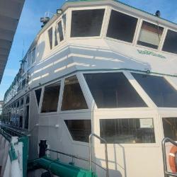 В Нижнем Новгороде теплоход врезался в набережную